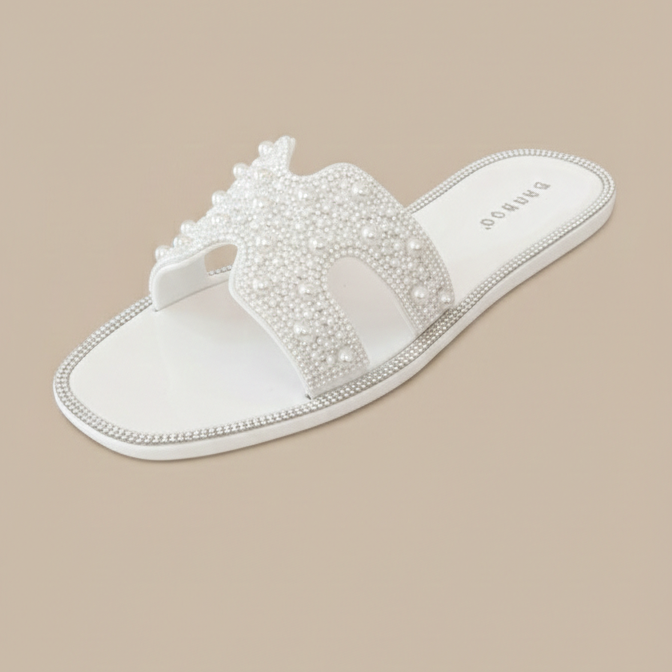 SANDALIA TENOR BLANCA CON  PERLAS
