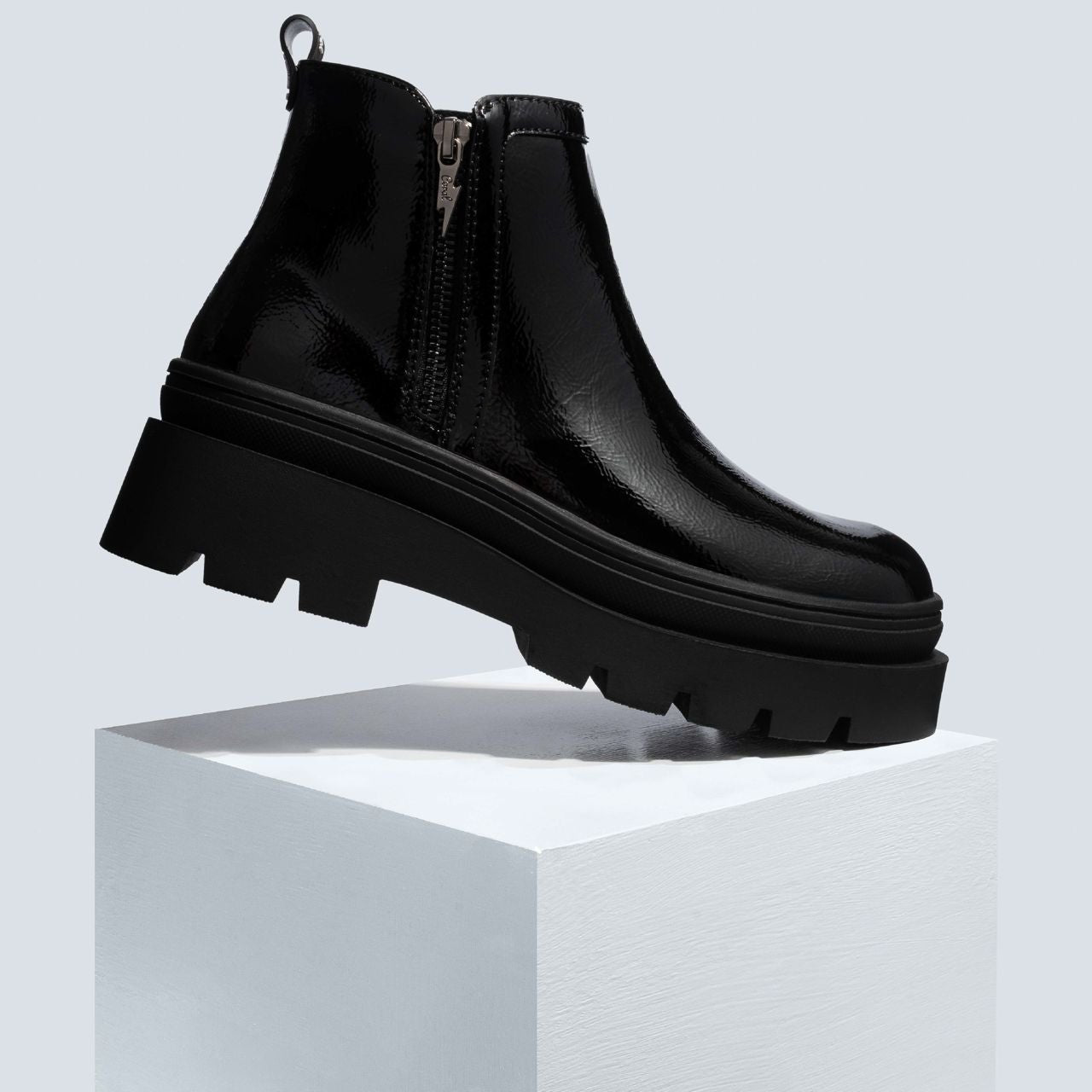 BOTIN SAOMY *EN CHAROL Y  CIERRE ZIPPER *